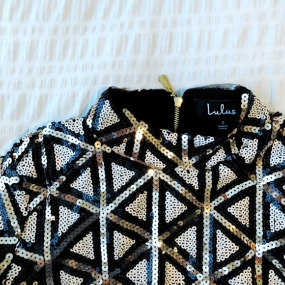 Sequin Black and Gold Bodycon Dress - Picture 6 of 6